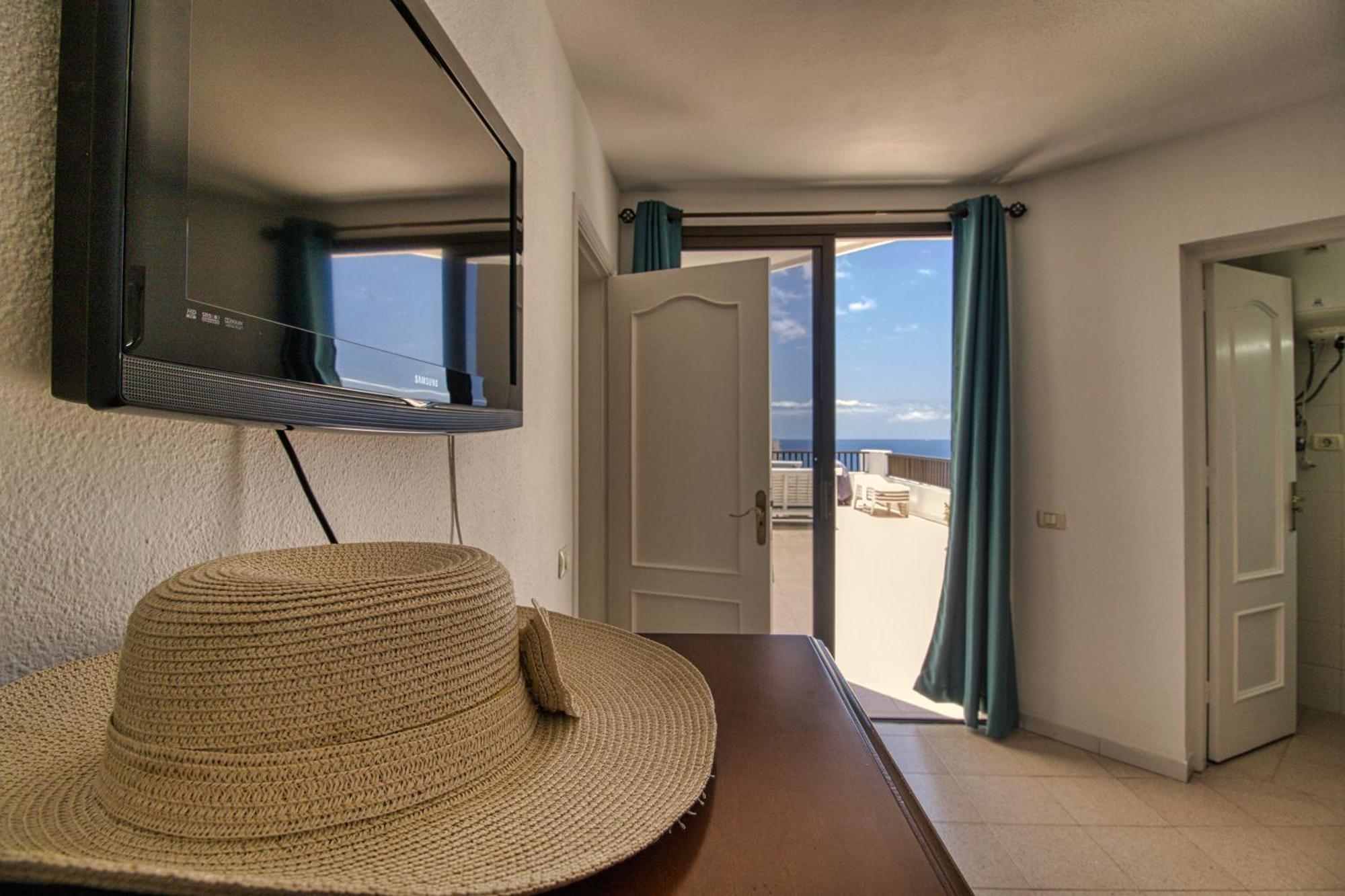 Appartamento Penthouse Sea View Jacuzzy Terrace & Pool Playa Feñabe Esterno foto