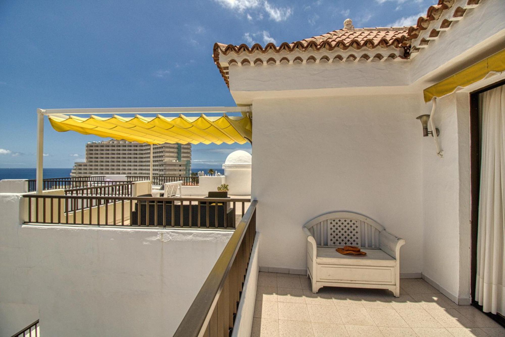 Appartamento Penthouse Sea View Jacuzzy Terrace & Pool Playa Feñabe Esterno foto